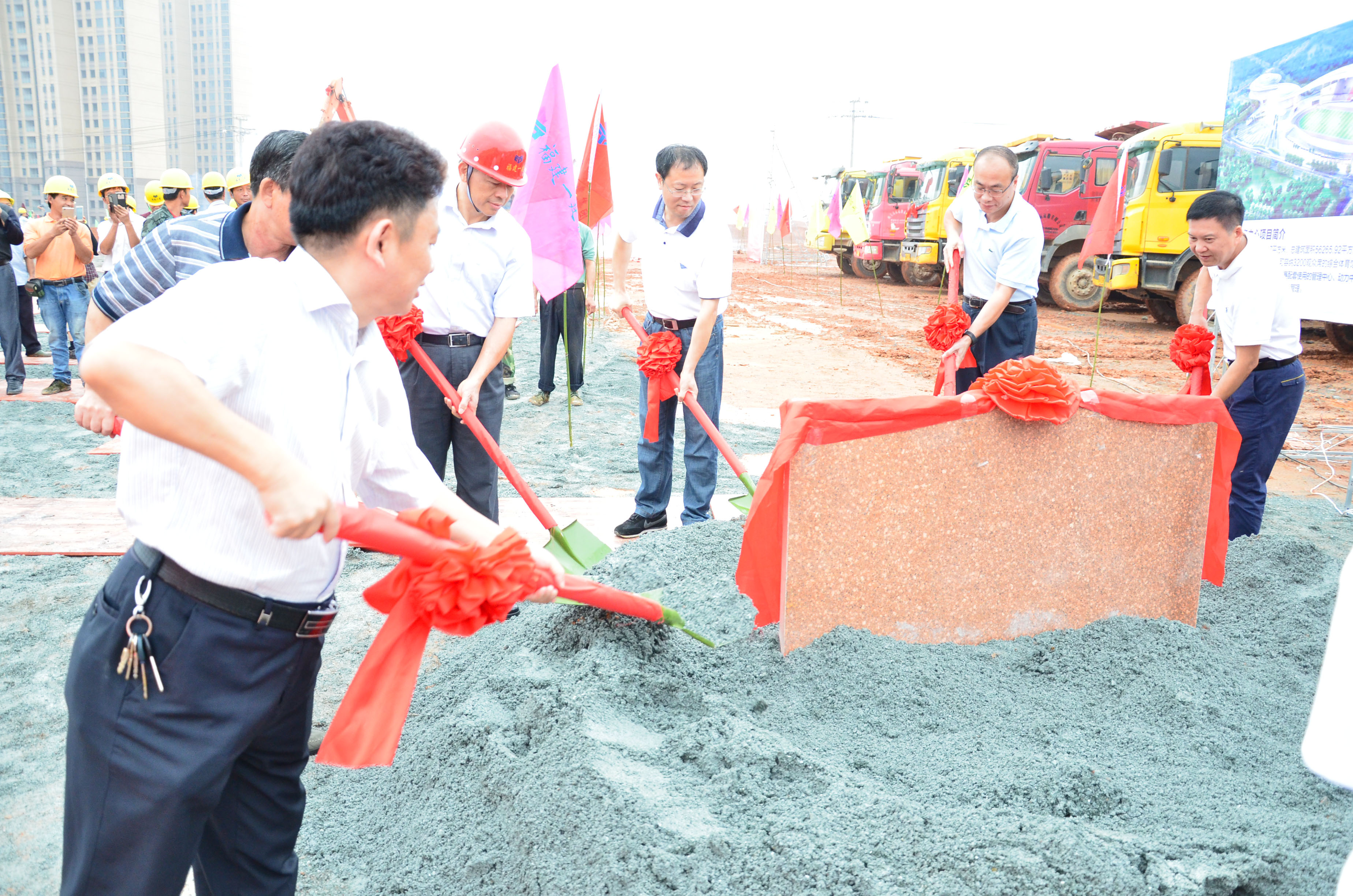 邵武市体育中心项目举行开工奠基仪式.JPG